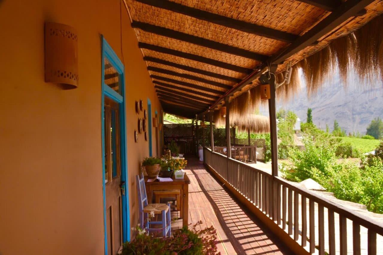 Refugio Misterios Del Elqui Bed & Breakfast Pisco Elqui Eksteriør bilde